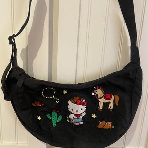 BAGGU Hello Kitty Embroidered Medium Crescent EUC